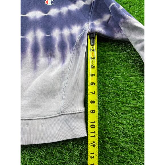 Champion Women Reverse Weave Tie Dye Crewneck Sweatshirt Purple Sz S Warm Fleece - Picture 10 of 11